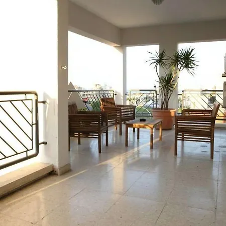 Alora Apartment *
