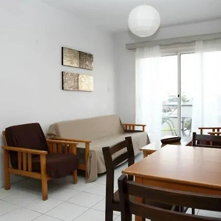 Alora Apartment *